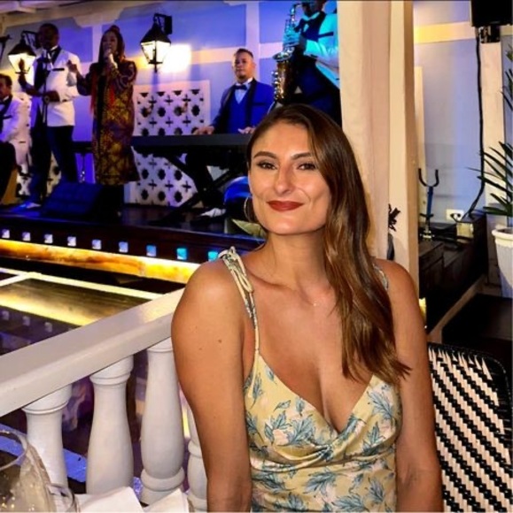 Meet your Posher, Stephanie - Picture 1 of 1